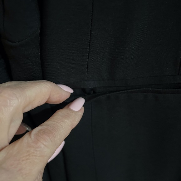 Lauren Conrad Black Blazer with Bell Sleeves Size 8 - Picture 4 of 6